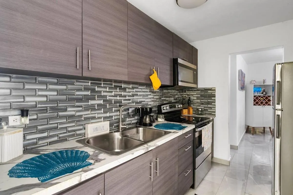 דירה קרולינה Family Home 4 Bedroom Near To The Airport Pool